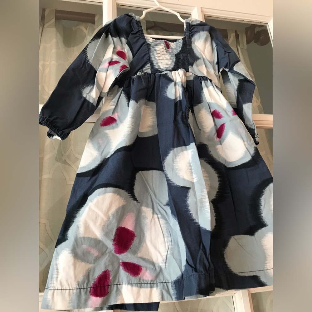 Tea Collection size 5 smocked 100% cotton watercolors dress in blue & pink